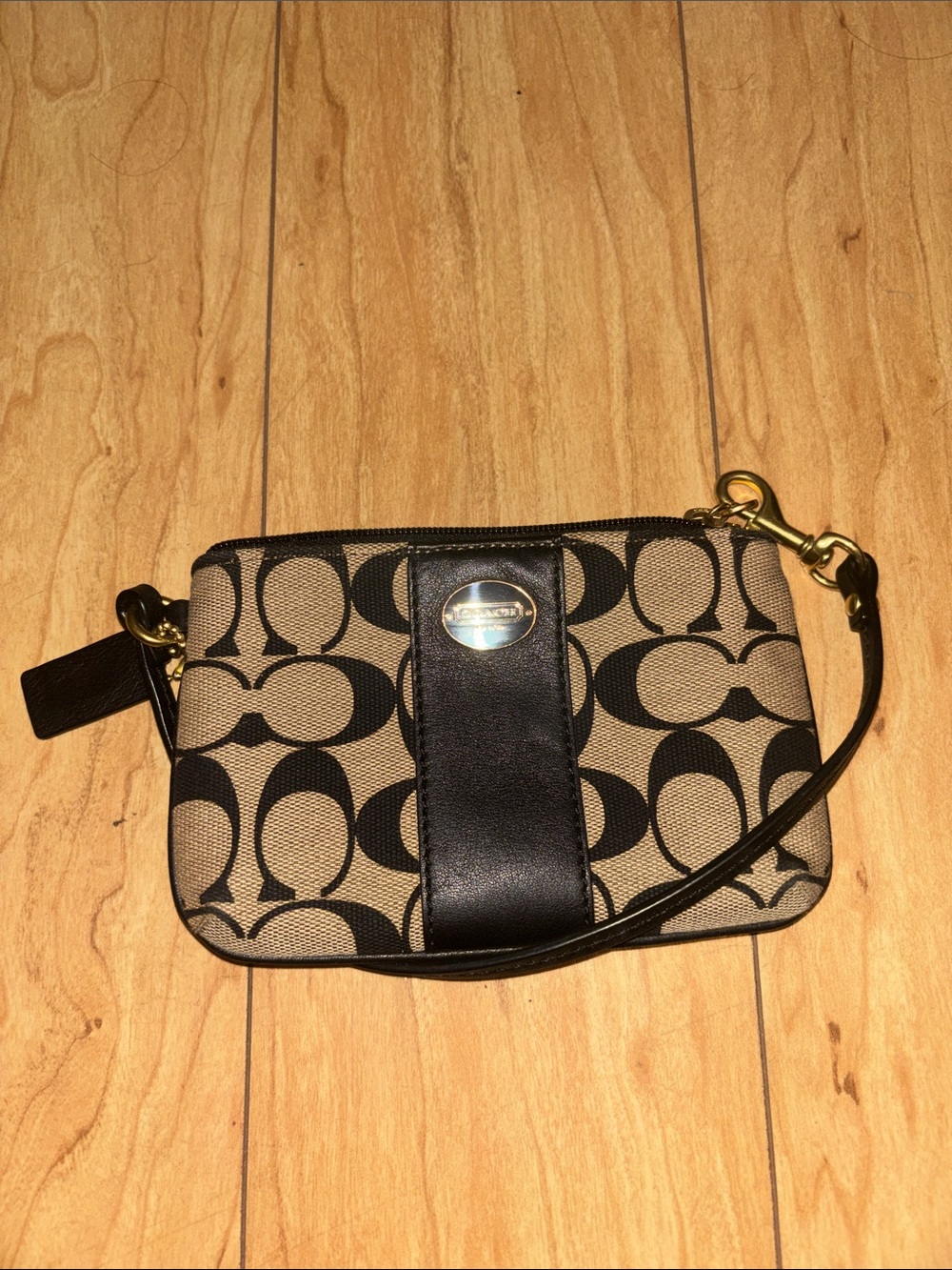Coach Tan & Black Signature Canvas Wristlet with Gold Hardware